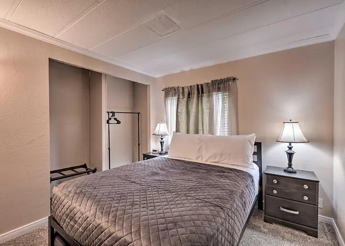 3 Mi To Powell: W/ Patio & Bbq Holiday home *